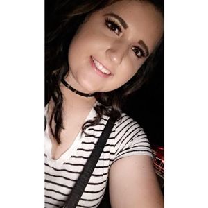 Meet your Posher, Cassie